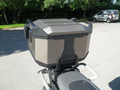 Triumph tiger 800 - triumph,