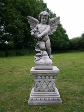 SUPERB ANGEL STATUE ON PLINTH GARDEN ORNAMENT