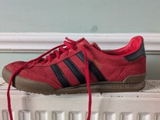 ADIDAS JEANS RED/BLACK UK 10.5