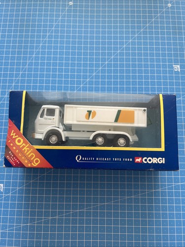 Corgi classics 66801 mercedes - classics,