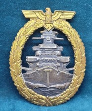 NAVY MEDAL UNIFORM