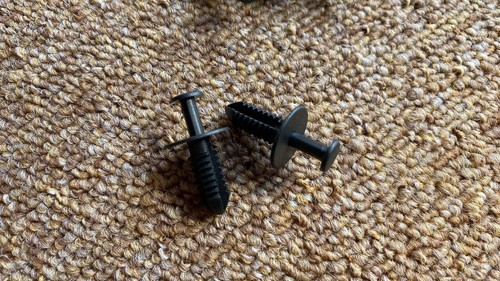 Fit ford plastic push - ford, rivets