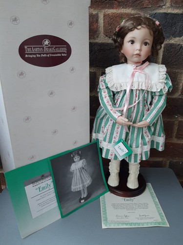 Emily porcelain doll - 15",