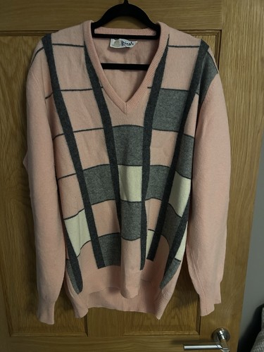 Pringle scotland neck - v,