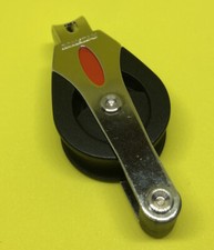 Ronstan 30mm Block, Single Loop Top with Becket ( RF30111  ) Series 30