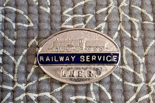Railway service badge - badge, e