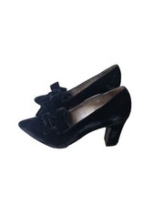 Lisa Kay London Velvet Bow