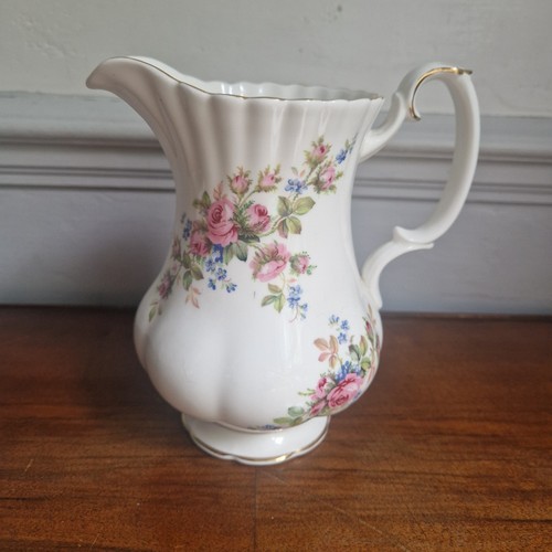 Vintage royal albert moss - vintage,