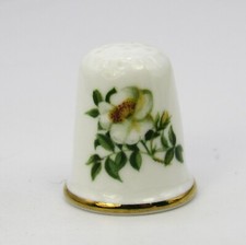 COLLECTABLE THIMBLE, THE NATIONAL TRUST BY OAKLEY CHINA, ENGLAND