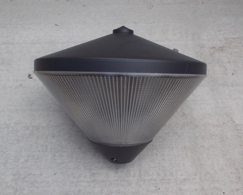 Post top street light - light, 70w