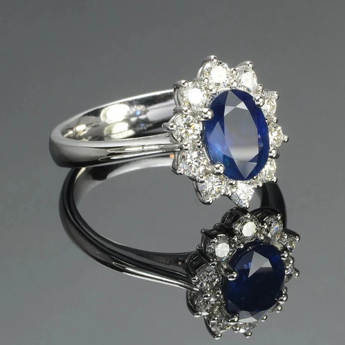 Natural sapphire - 3.05, ct