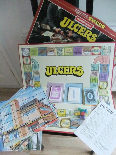 Waddingtons ulcers board game - board,