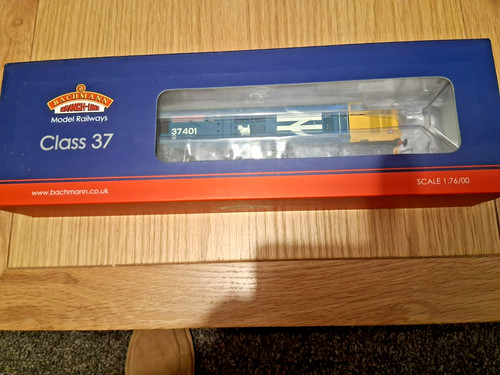 Bachmann 377a class 37 - 00, 32-377a