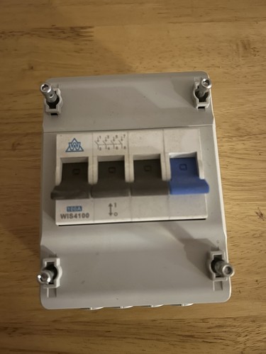 Whitecliffe pole isolator - whitecliffe,