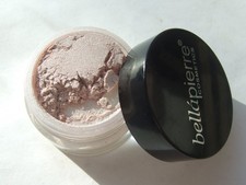 Bellapierre shimmer powder