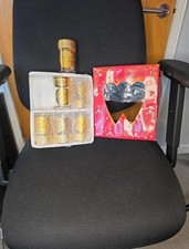 Brand New Set Of 6 Gold