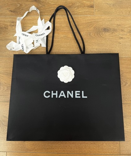 Chanel empty black - chanel, paper