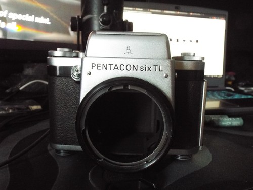 Pentacon six 6x6 medium - six,