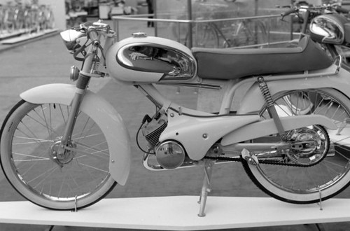 Peugeot moped motor show 1960 - motor,