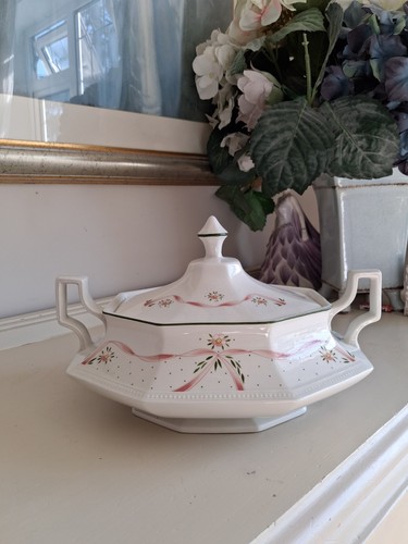Beautiful floral serving dish - beautiful,