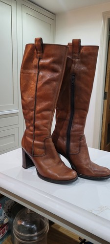 Tan knee length leather - length,