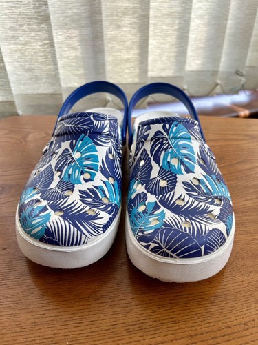 Crocs tropical leaf print - print,