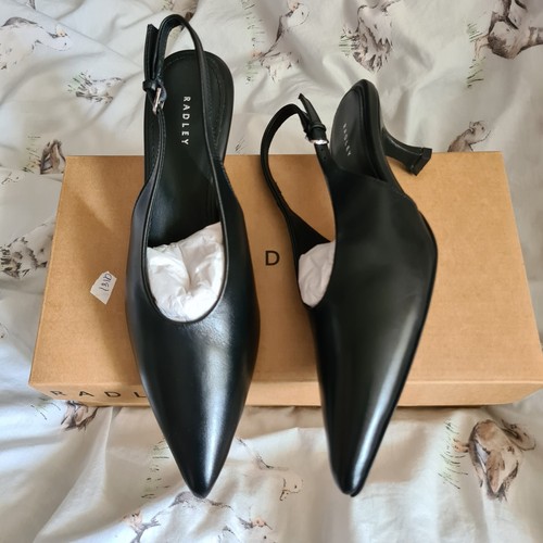 New radley chiltern crescent - new,