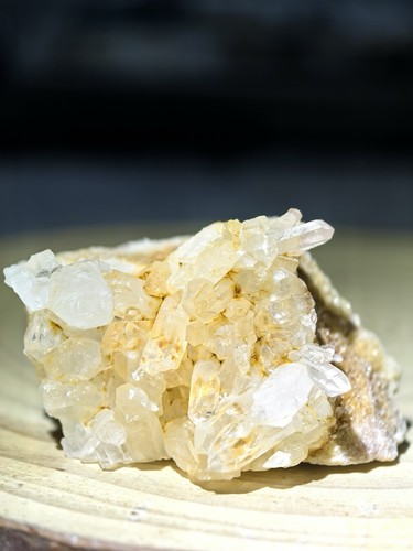 Natural raw clear - raw, quartz