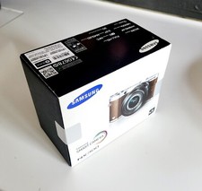 NEW Samsung NX300 20.3MP Full