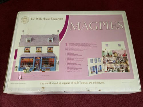 Dolls house magpies - house,,