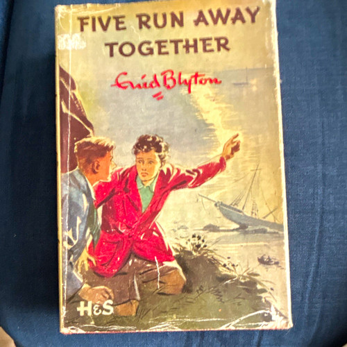 Enid blyton five - run, away