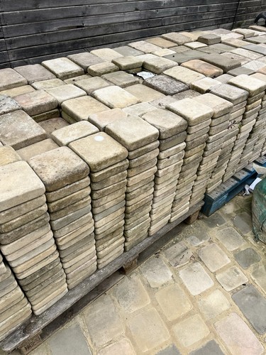 Indian sandstone blocks - indian, 100m+