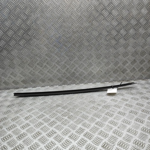 Audi 8t3 windshield left - audi,