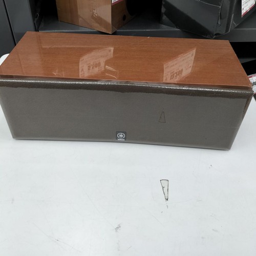 Yamaha center speaker - yamaha,