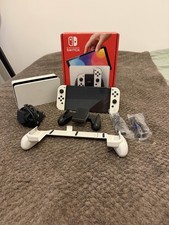 Nintendo Switch OLED - 64GB - White - Good Condition - SD Card Included