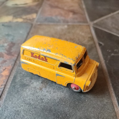 Dinky toys 480 bedford kodak - dinky,