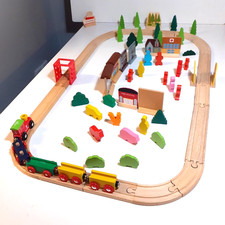 Wooden Magnetic Train Set