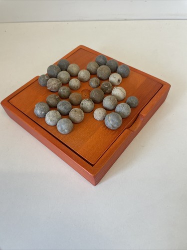 Lead balls solitaire - balls,