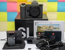 Leica SL2-S Reporter Edition