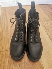 Dr Martens, Soft Black Leather, Size 6.