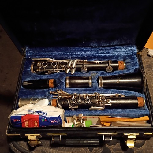 Selmer clarinet 210 with - selmer,