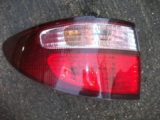 TOYOTA PREVIA LEFT PASSENGER SIDE REAR LIGHT TO FIT 2000 - 2002