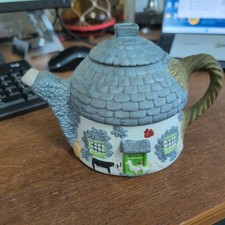 Vintage Fine China Cottages