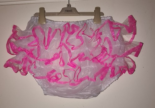 Pvc white pink - pink, ruffled