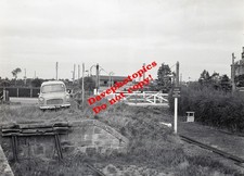B&W Train / Railway  (6x4cm) Negative  (3/11-30) Forres Station North to East Pl