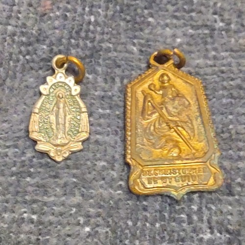 Vtg catholic medal - catholic, lot-