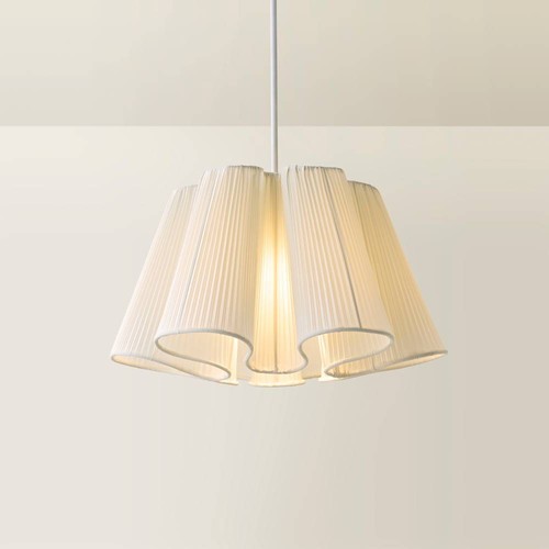 Pleated lampshade scalloped - pleated,