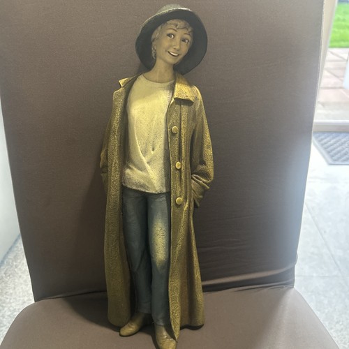 Enesco piazza figure - piazza,