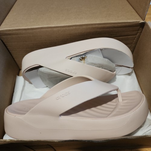 Nwt women crocs beige - women’s,