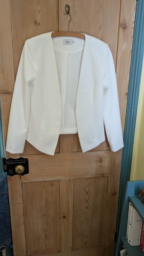Pretty ivory short wedding